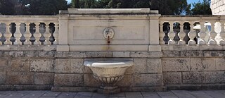 Brunnen