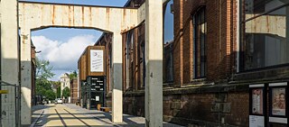Das tig. theater junge generation und die Staatsoperette haben im Heizkraftwerk Mitte eine neue Heimat gefunden.